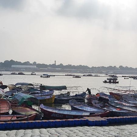 Ashirwad Mahakumbh Homestay Prayagraj Bagian luar foto